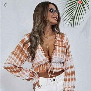 NEVER WORN tie die tie shirt